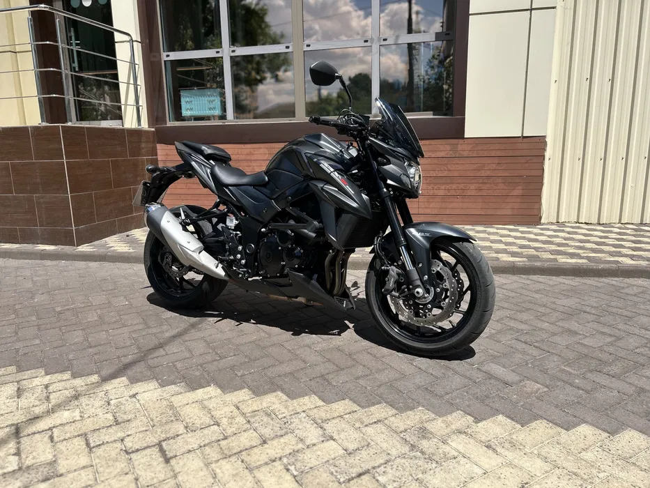 Suzuki GSX-S 750