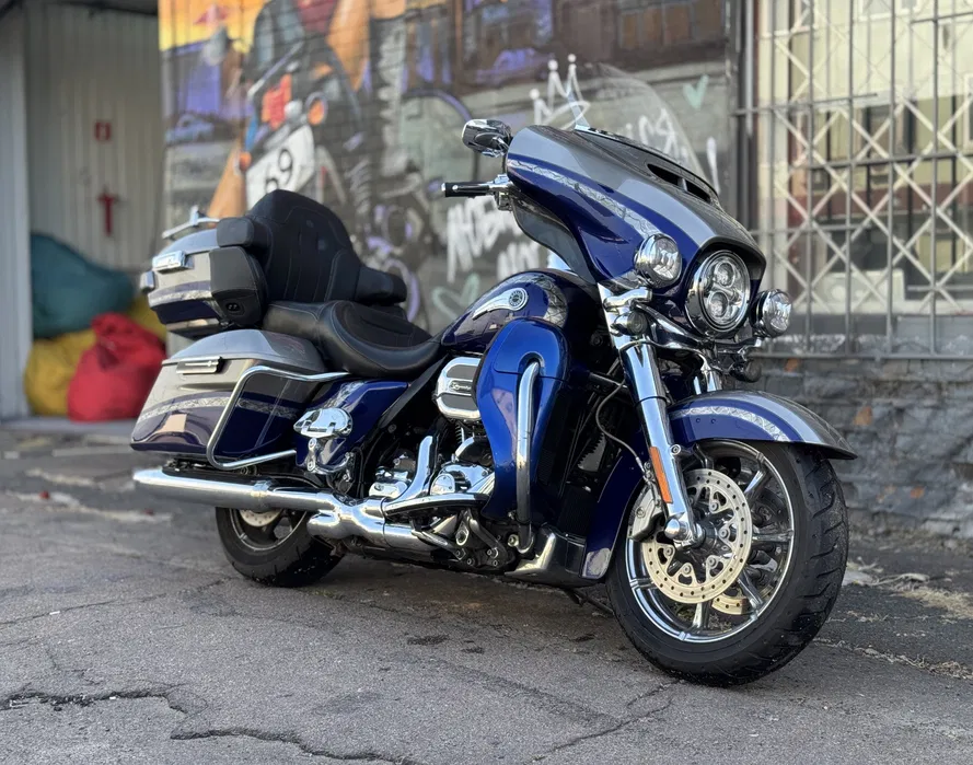 Harley-Davidson CVO Limited