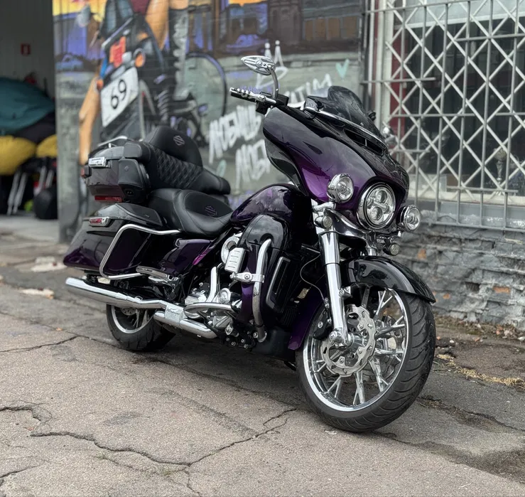 Harley-Davidson FLHTK Electra Glide Ultra Limited