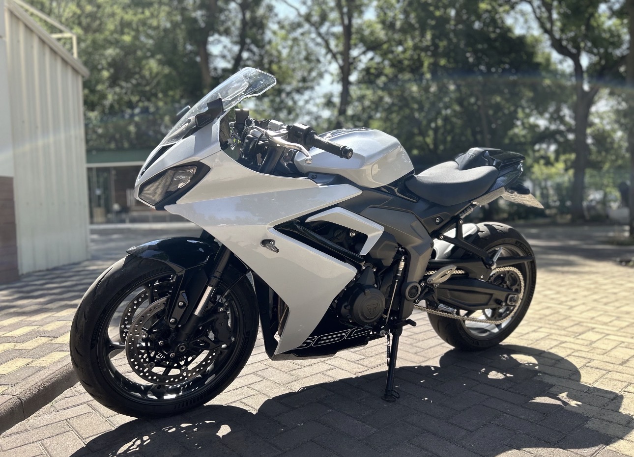 Triumph Daytona 660