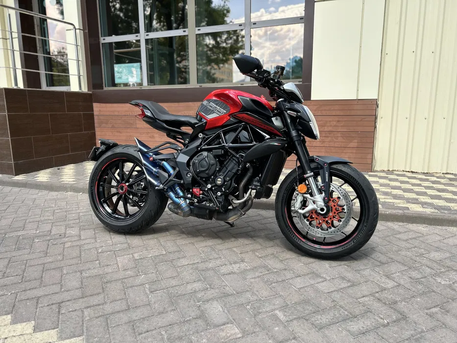 MV Agusta Dragster 800 RR