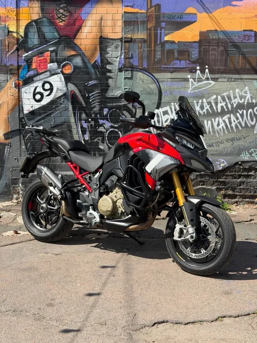 Ducati Multistrada Pikes Peak V4