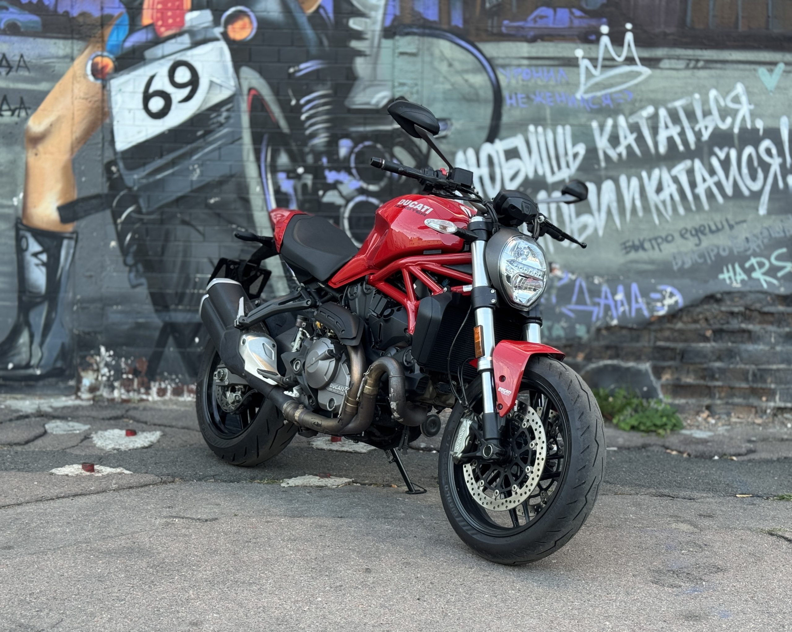 Ducati Monster 821