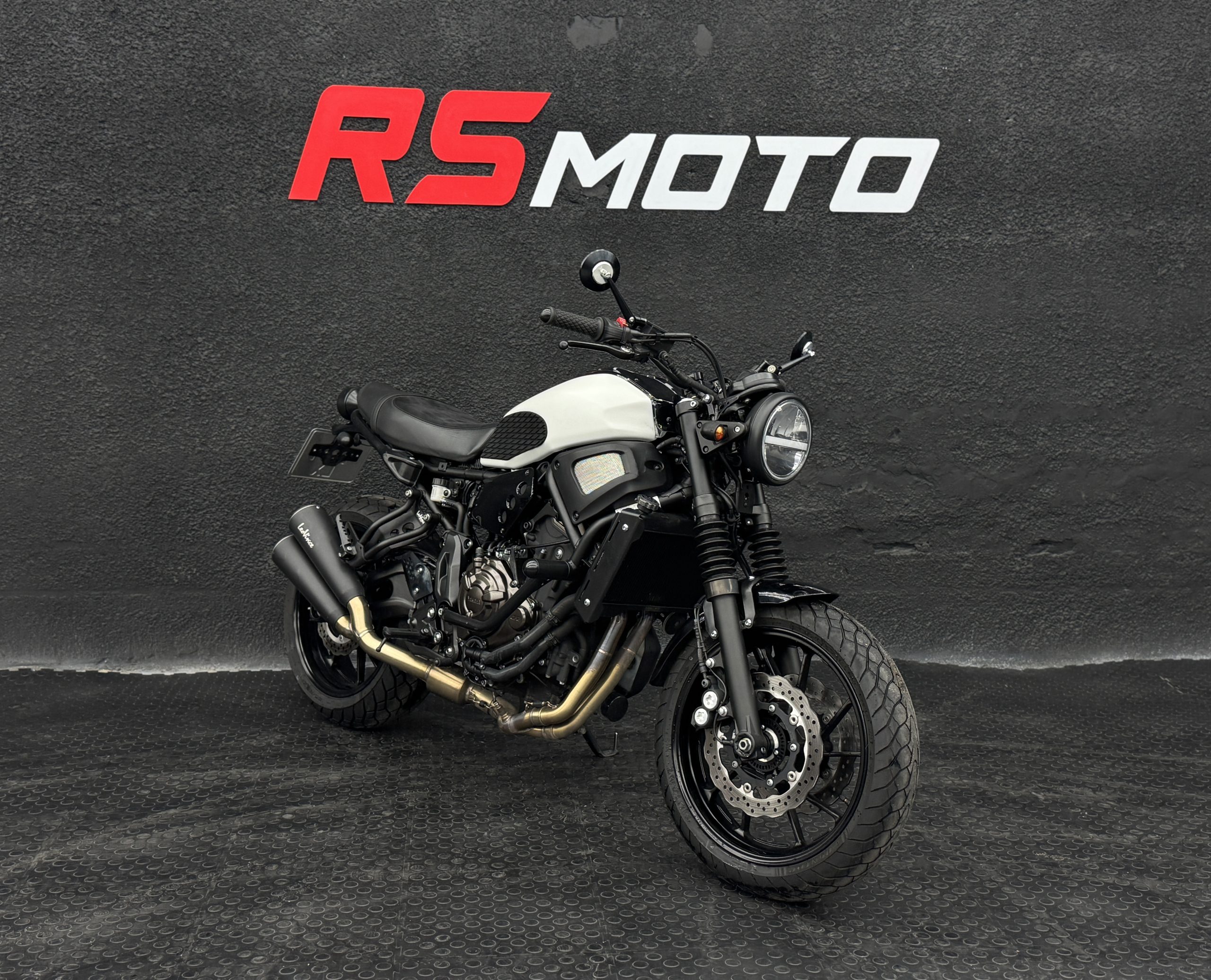 Yamaha XSR700
