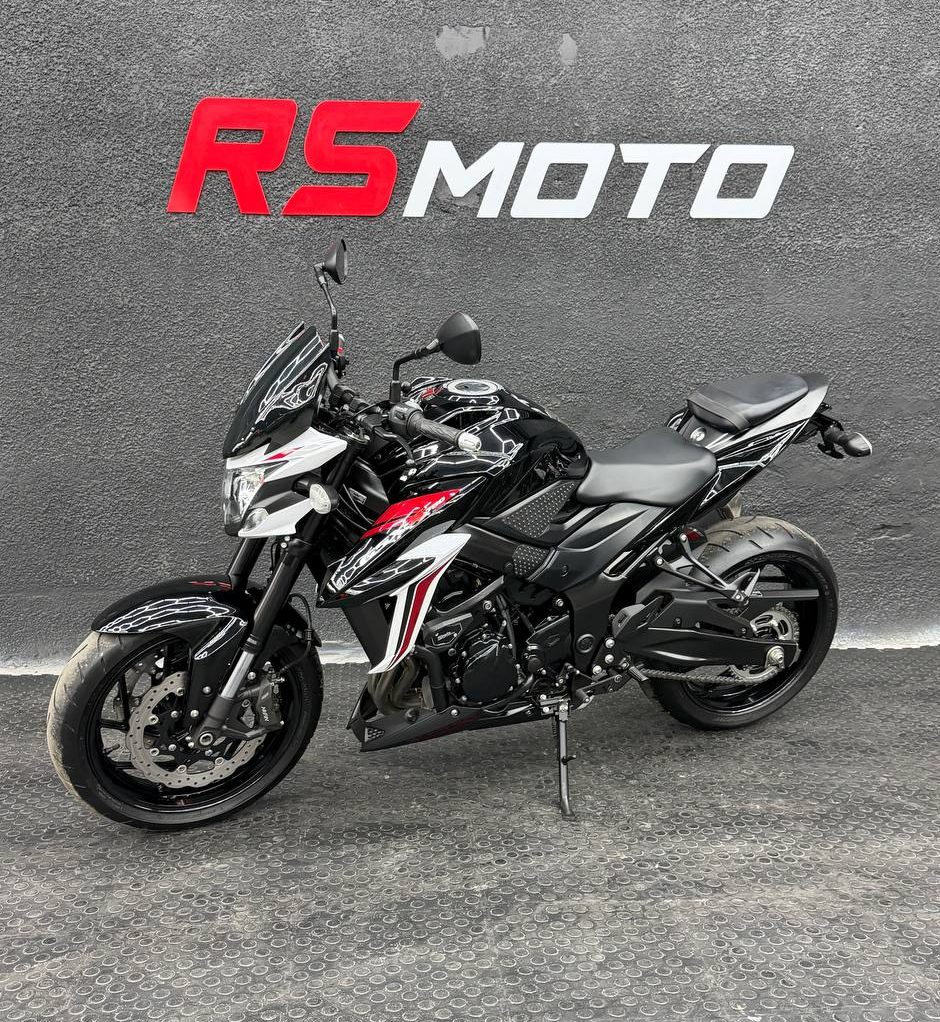Suzuki GSX-S750